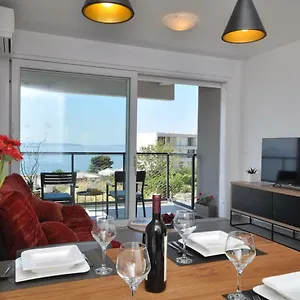 Apartment Carmen, Znjan,, Split